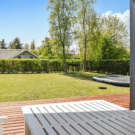4 Bedroom Cozy In Juelsminde Tatil Evi Sonderby (Midtjylland)